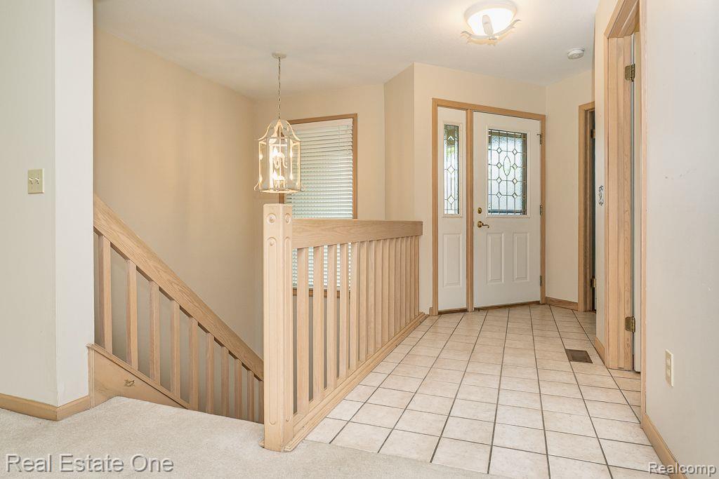 8187 Sawgrass Trail, Grand Blanc, MI 48439 — Photo 4