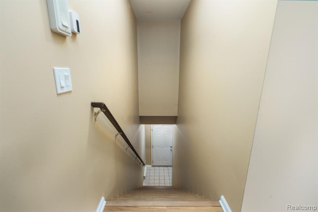 5200 ADDINGTON Drive, 49, Commerce Twp, MI 48390 — Photo 30