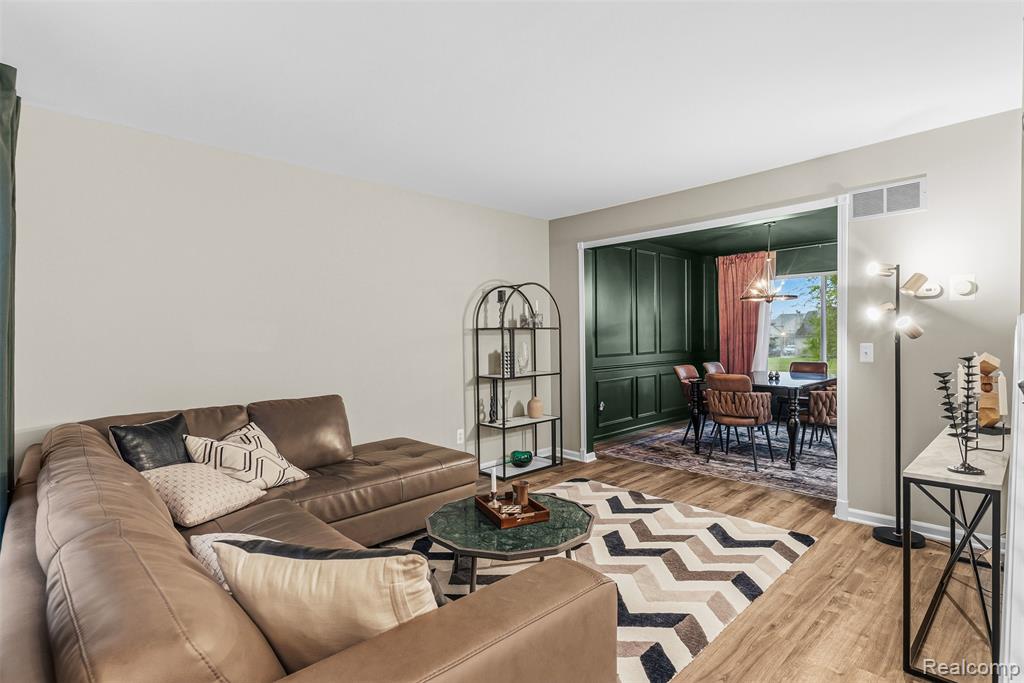 6158 Lismore Circle, Grand Blanc, MI 48439 — Photo 9