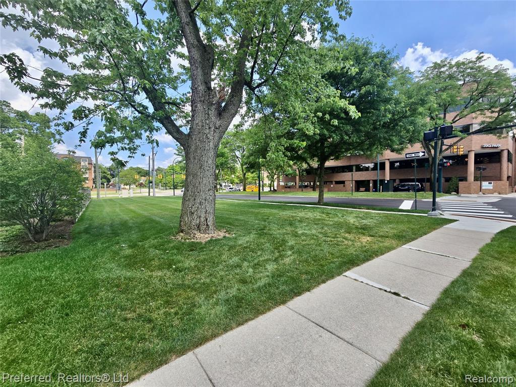 400 Park Street, Birmingham, MI 48009 — Photo 3
