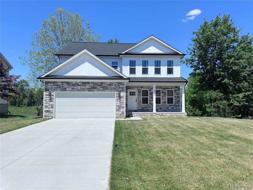 6149 Woodridge Lane, Grand Blanc, MI 48439