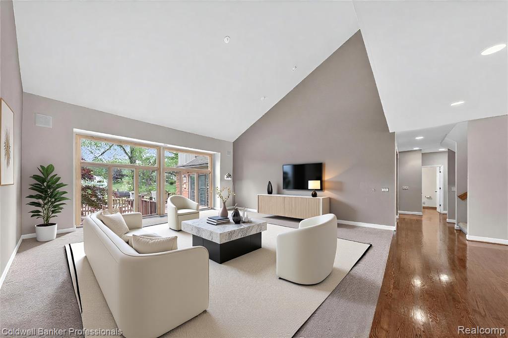 2076 Shore Hill Court, West Bloomfield, MI 48323 — Photo 8