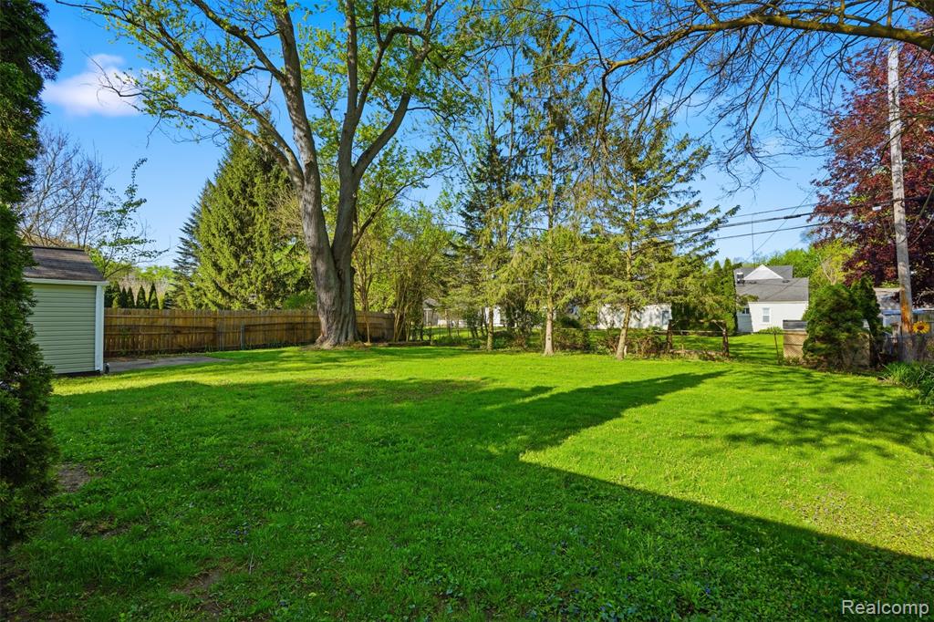 9081 Marlowe Avenue, Plymouth, MI 48170 — Photo 30