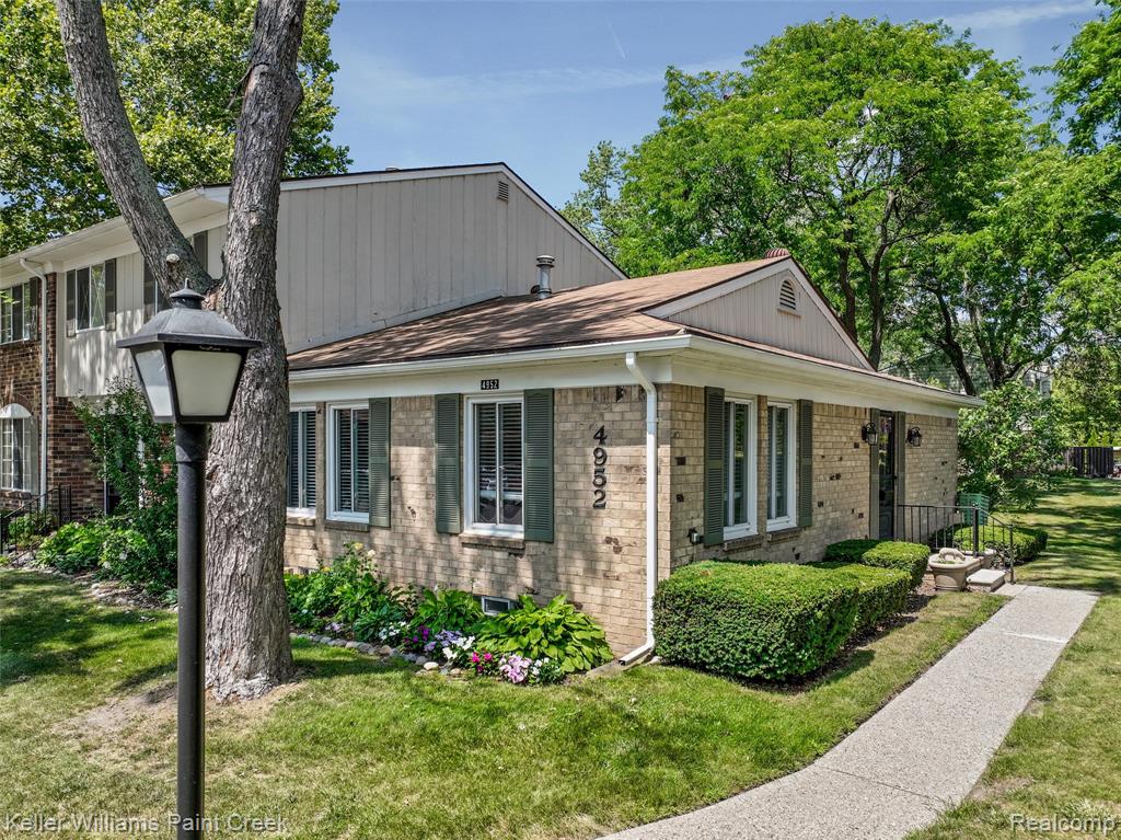 4952 Cara Court, Royal Oak, MI 48073 — front exterior
