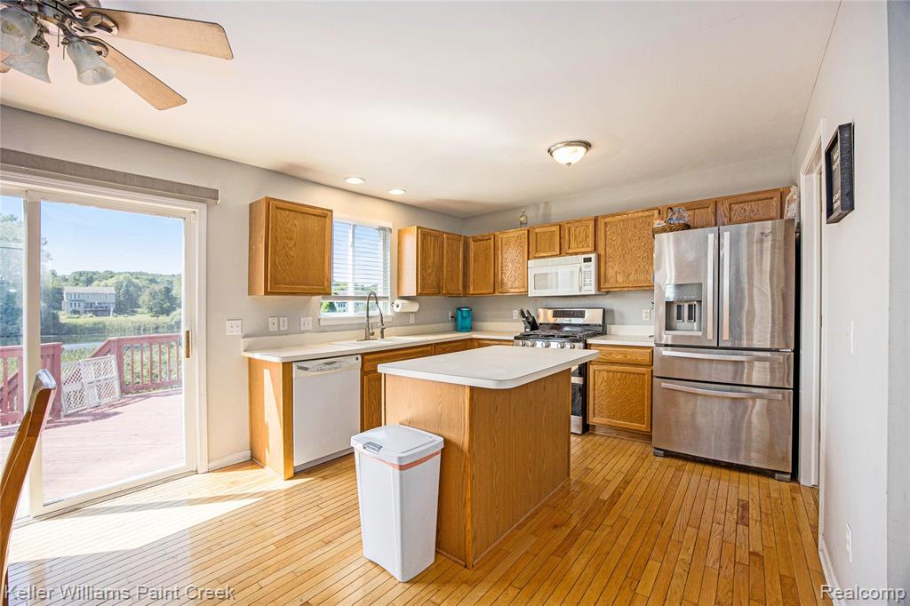 401 Deer Path Trail, Waterford, MI 48327 — Photo 29