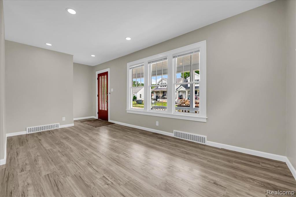 8135 E Hildale Street, Detroit, MI 48234 — Photo 3