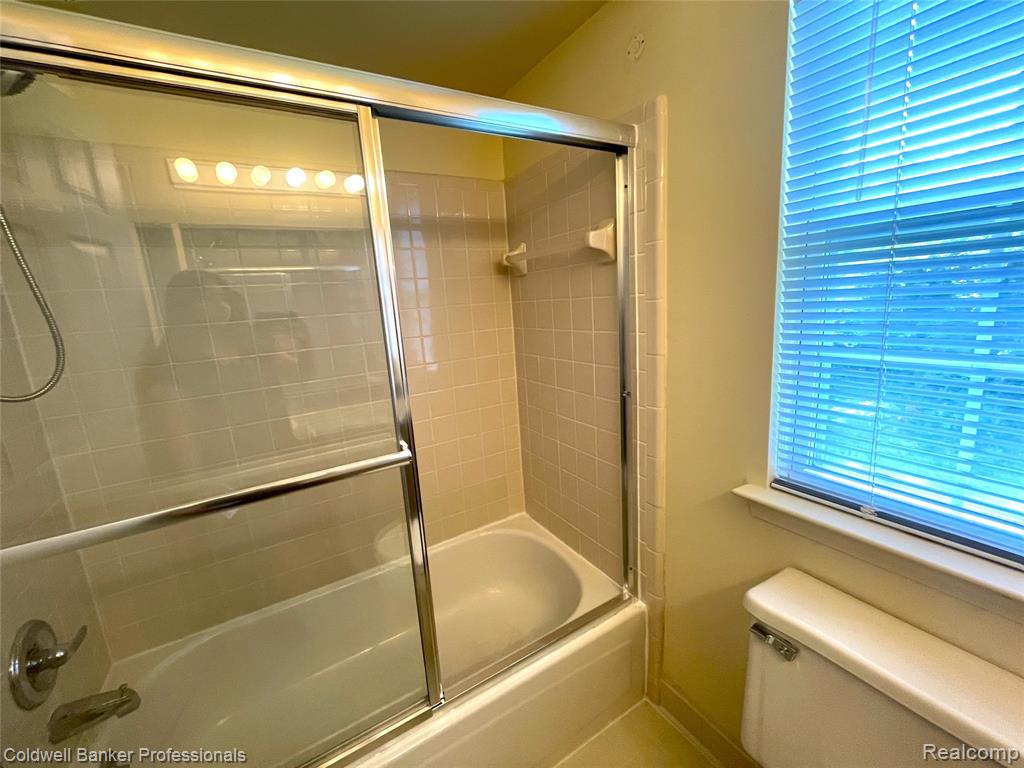 3048 Turnberry Lane, Ann Arbor, MI 48108 — Photo 27