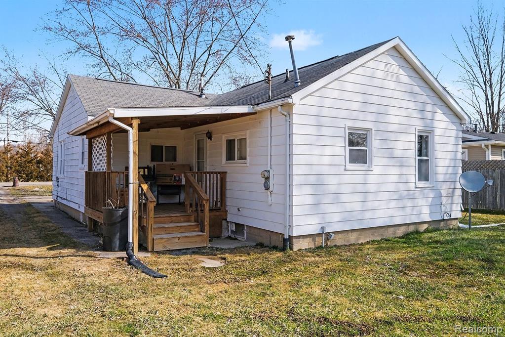 5091 W Carpenter Road, Flint, MI 48504 — Photo 20