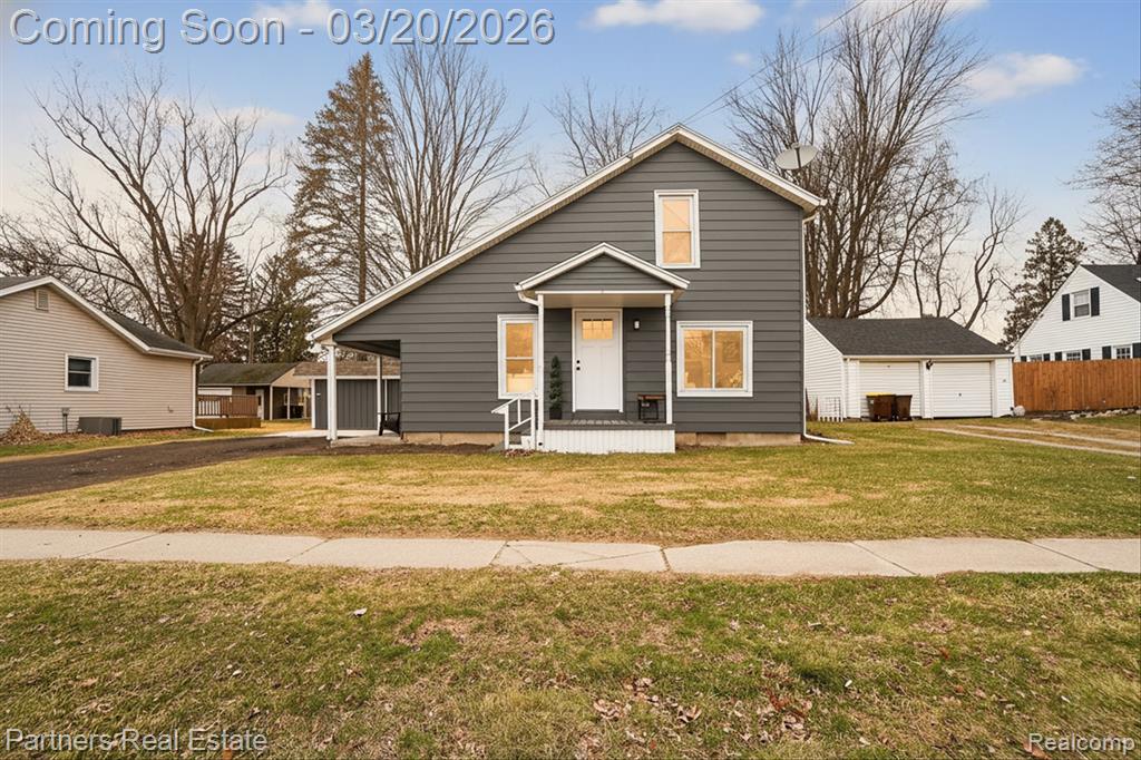 718 W Grand River Avenue, Williamston, MI 48895 — front exterior