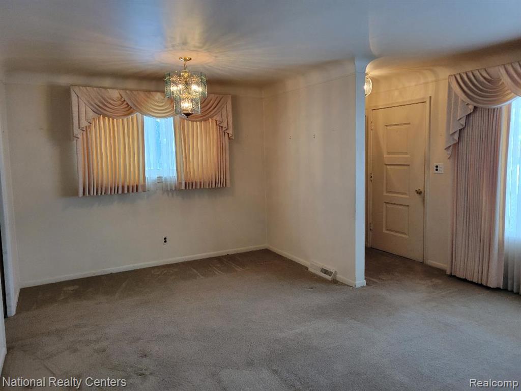 8789 Donna Street, Westland, MI — Photo 4