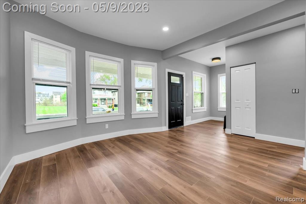 2181 Harding Street - Photo 4