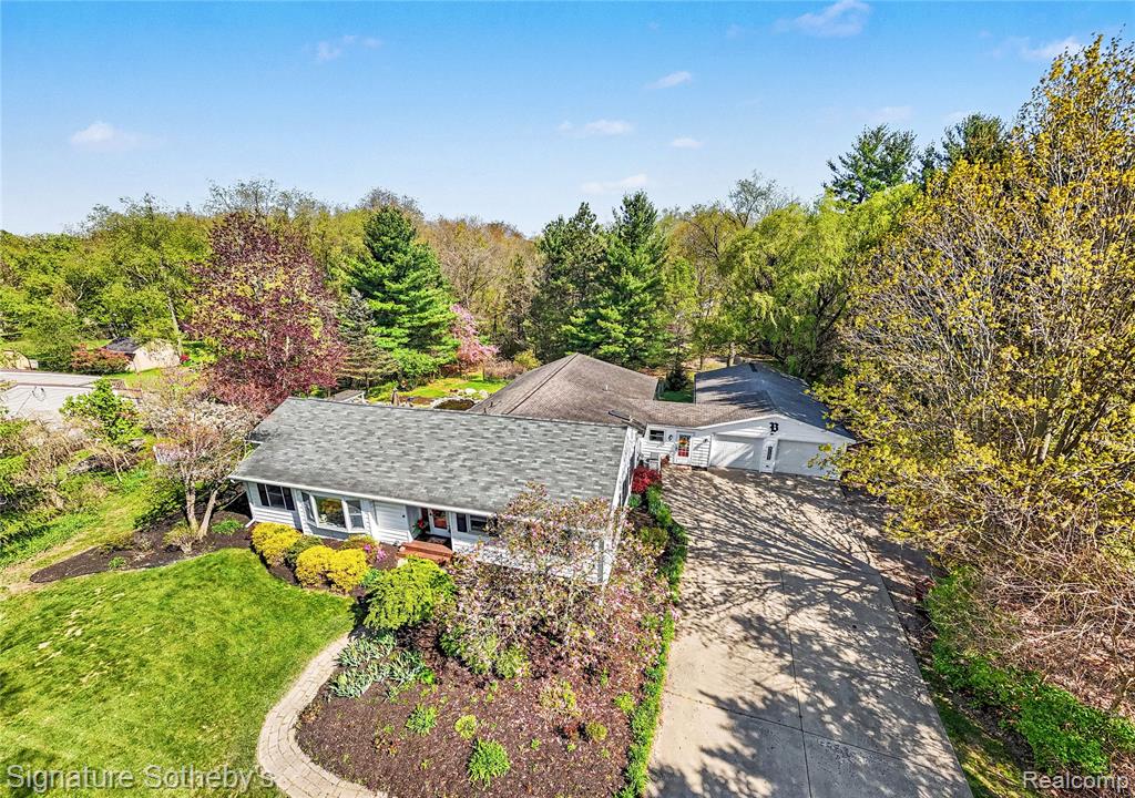 610 W Ellis Avenue, Belding, MI 48809 — Photo 38