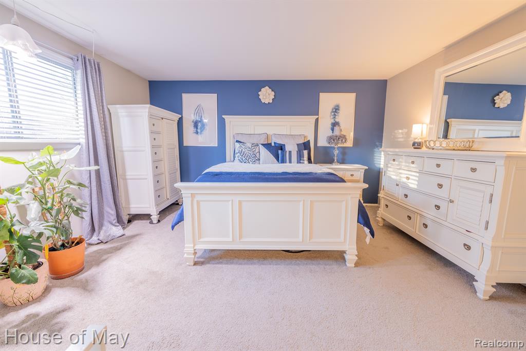 28601 REGENT N, Southfield, MI 48076 — Photo 10