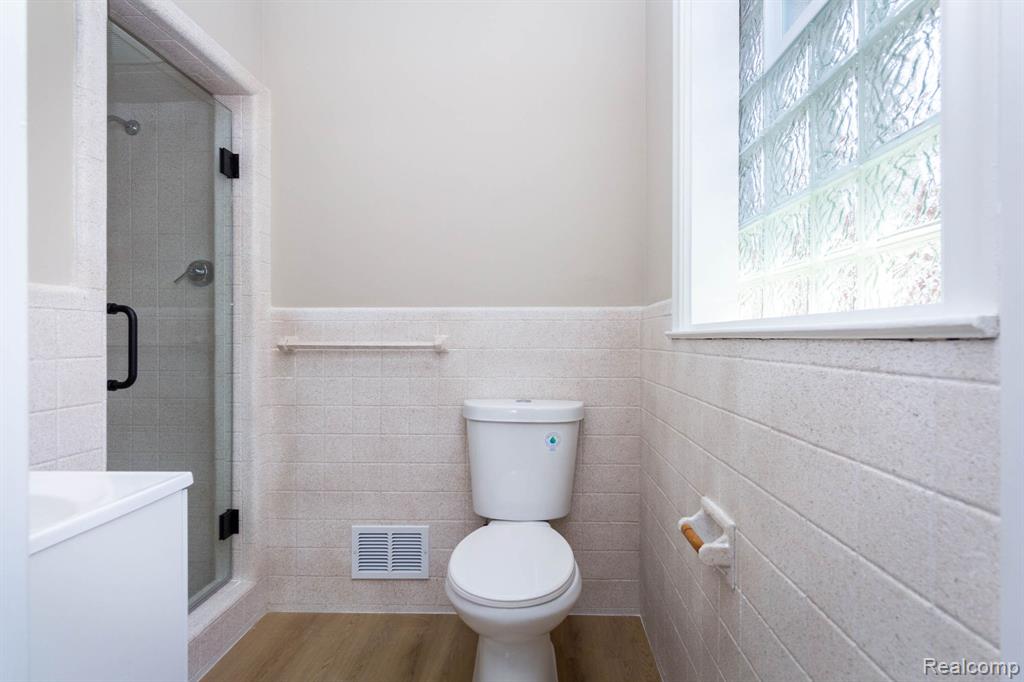 16115 Veronica Avenue, Eastpointe, MI 48021 — Photo 19