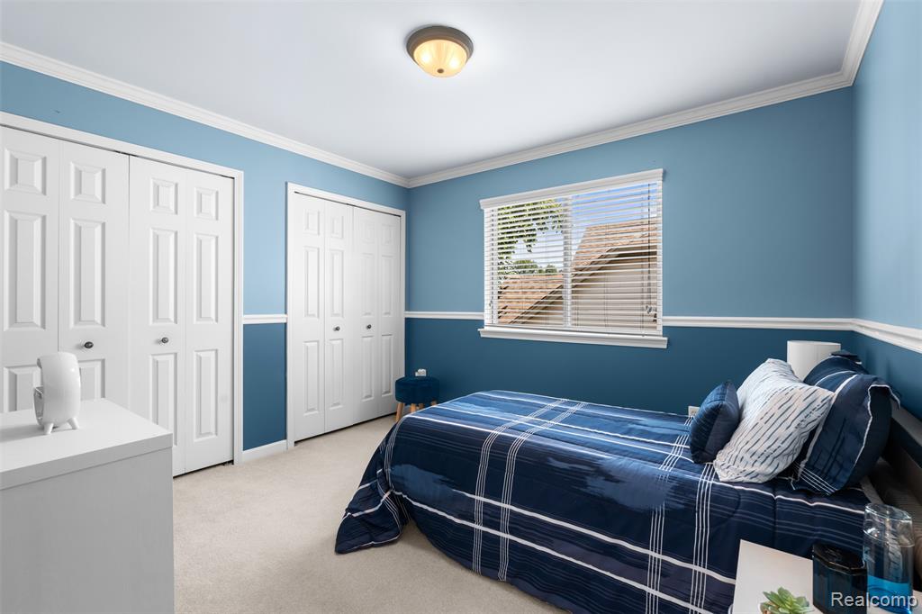 19550 Shorecrest Drive, Clinton Twp, MI 48038 — Photo 34