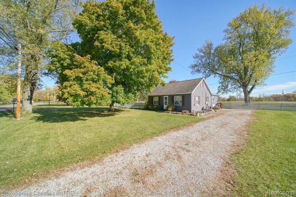 2835 Carson Highway, Adrian, MI 49221 — Photo 3