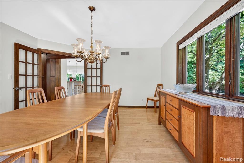 29498 E River Road, Grosse Ile, MI 48138 — Photo 10