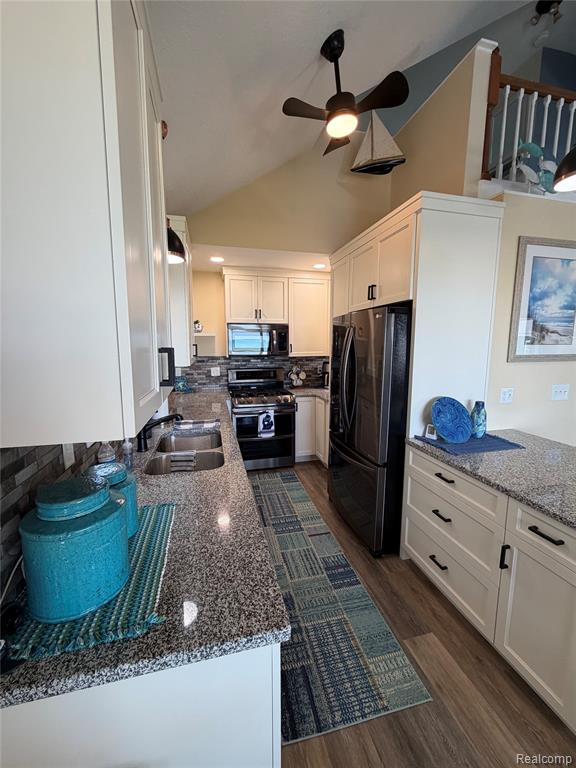 6897 N Us Highway 23, Oscoda, MI 48750 — Photo 17