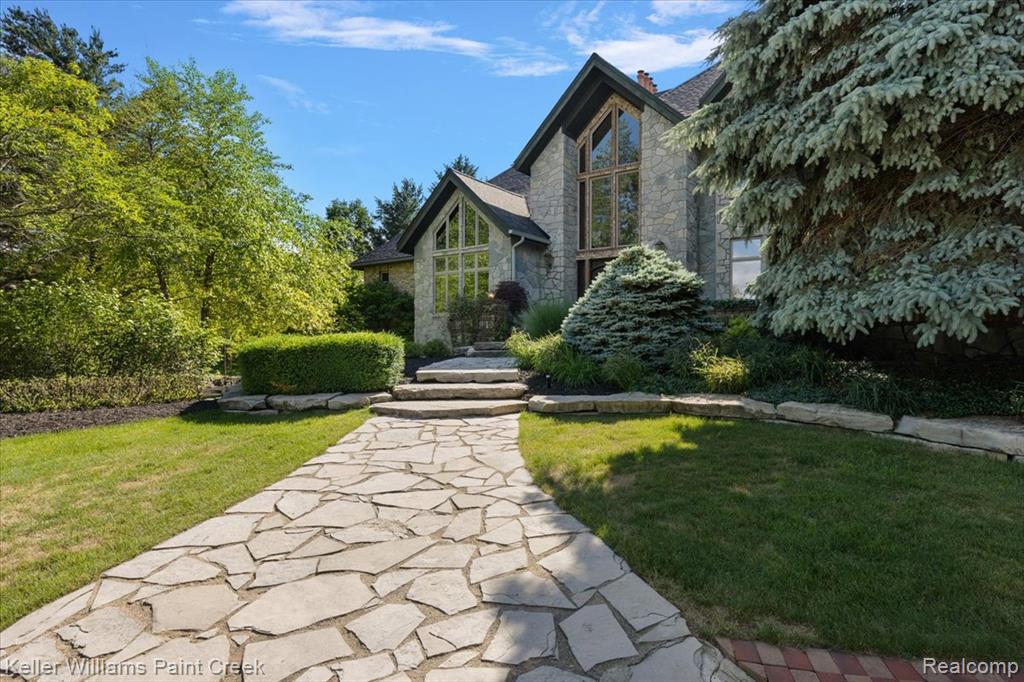 6263 Canter Creek Trail, Grand Blanc, MI 48439 — Photo 5