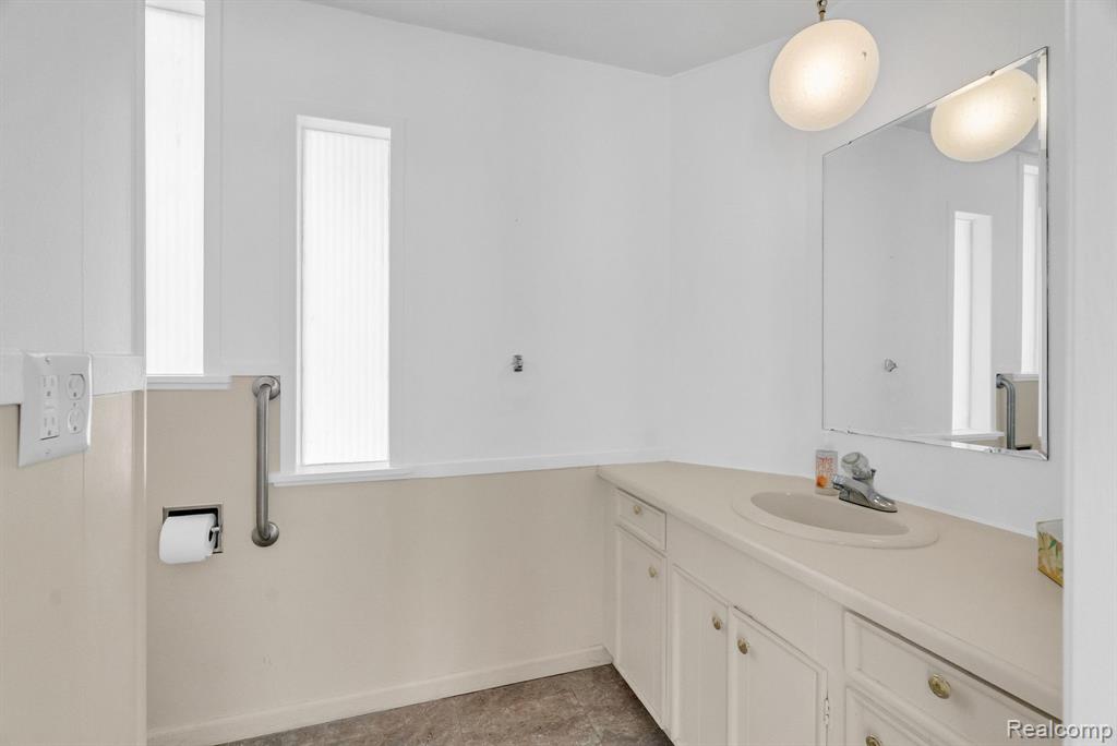 6800 Peck Road, Lexington, MI 48450 — Photo 31