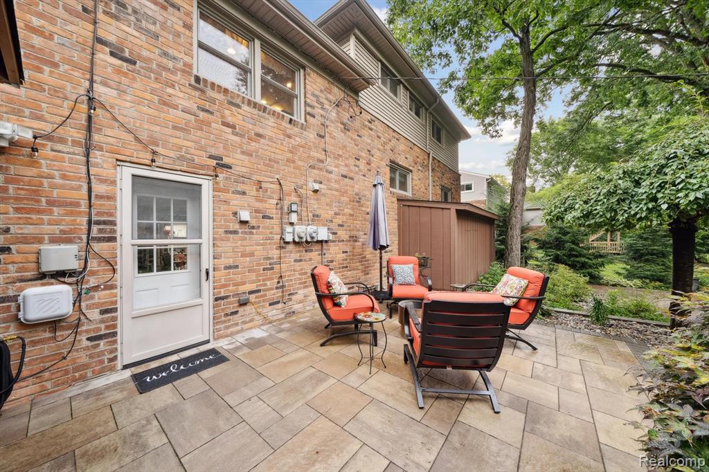 425 Kendry Avenue, Bloomfield Hills, MI 48302 — Photo 44