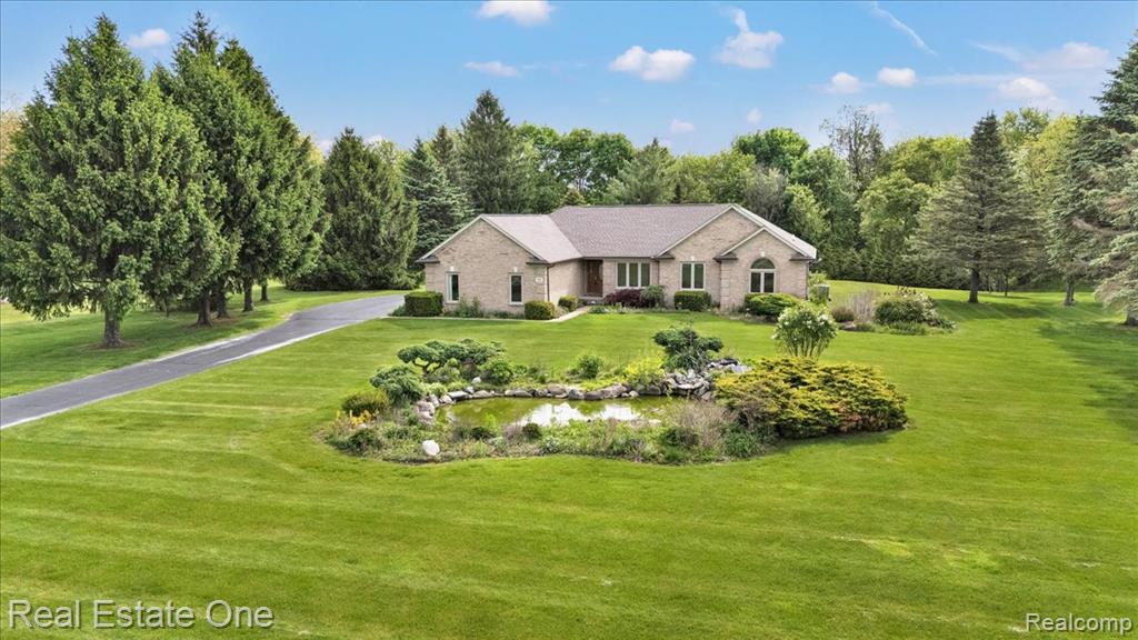751 Bristol Lane, Clarkston, MI 48348 — Photo 40