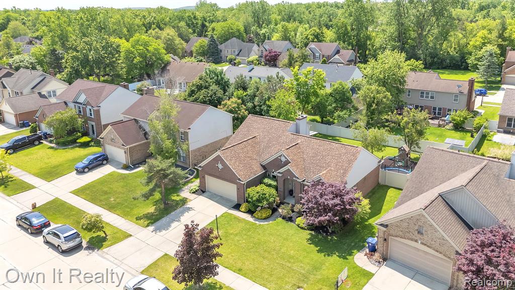 45693 Radnor Road, Canton, MI 48187 — Photo 51