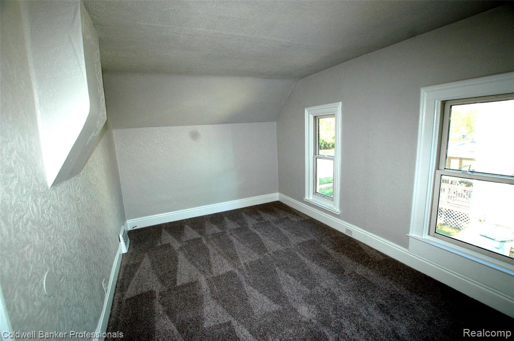706 N Main Street, Lapeer, MI 48446 — Photo 19