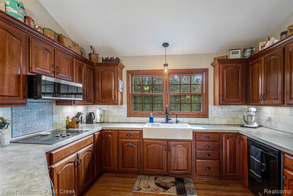 665 Rolling Acres Drive, Ortonville, MI 48462 — Photo 6