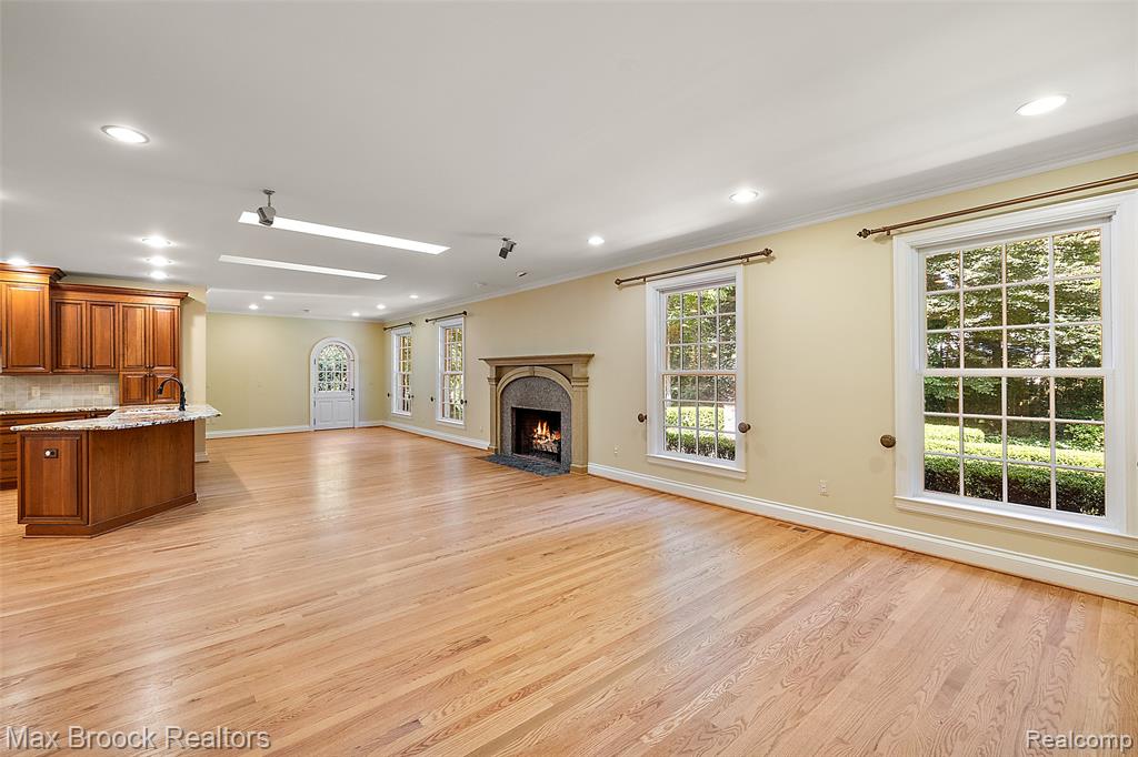 748 Waddington Street, Bloomfield Hills, MI 48301 — Photo 10