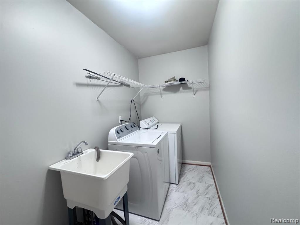 4351 Hunters Circle W, Canton, MI 48188 — Photo 21