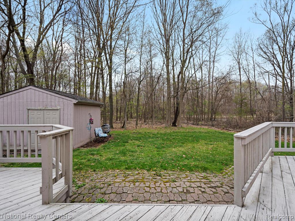 46369 SPRINGHILL Drive, Shelby Twp, MI 48317 — Photo 30