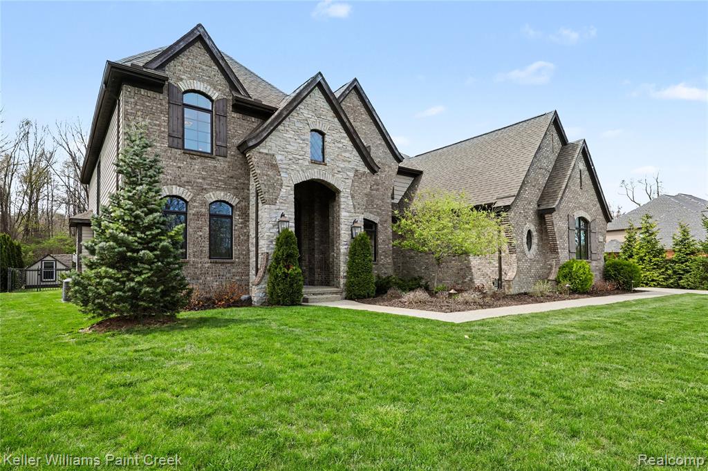 8135 Pine Knob Meadows Drive, Clarkston, MI 48348 — Photo 62