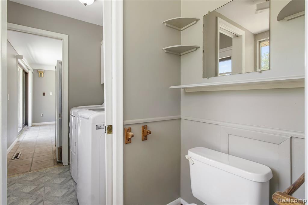 51056 Fairlane Drive, Utica, MI 48316 — Photo 25
