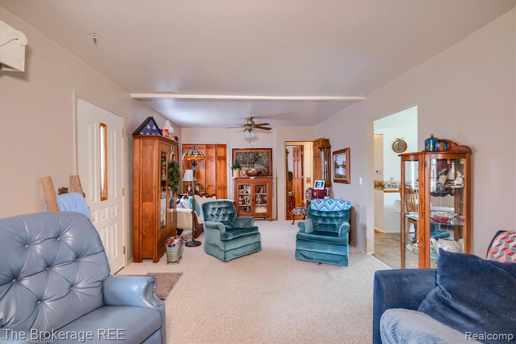 9370 Vienna Road, Otisville, MI 48463 — Photo 4