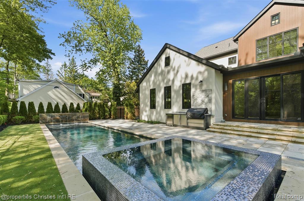 1551 LAKESIDE Drive - Photo 4