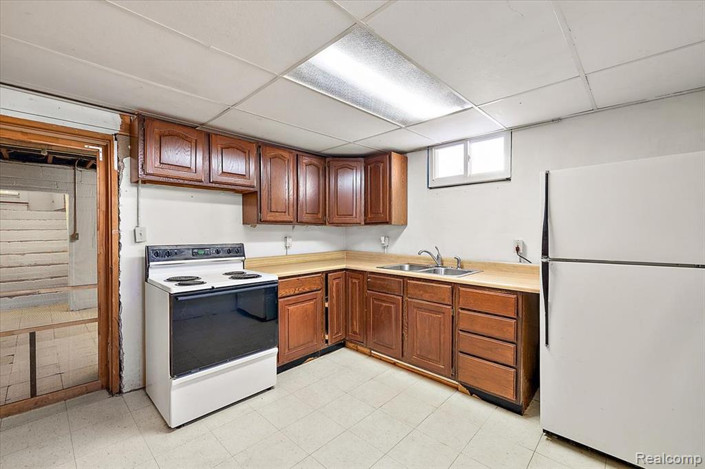 777 Emerson Avenue, Pontiac, MI 48340 — Photo 35