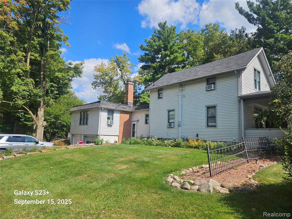 624 Hickory Street, Fenton, MI 48430 — Photo 5