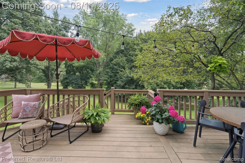 562 Burns Road, Milford, MI 48381 — Photo 47