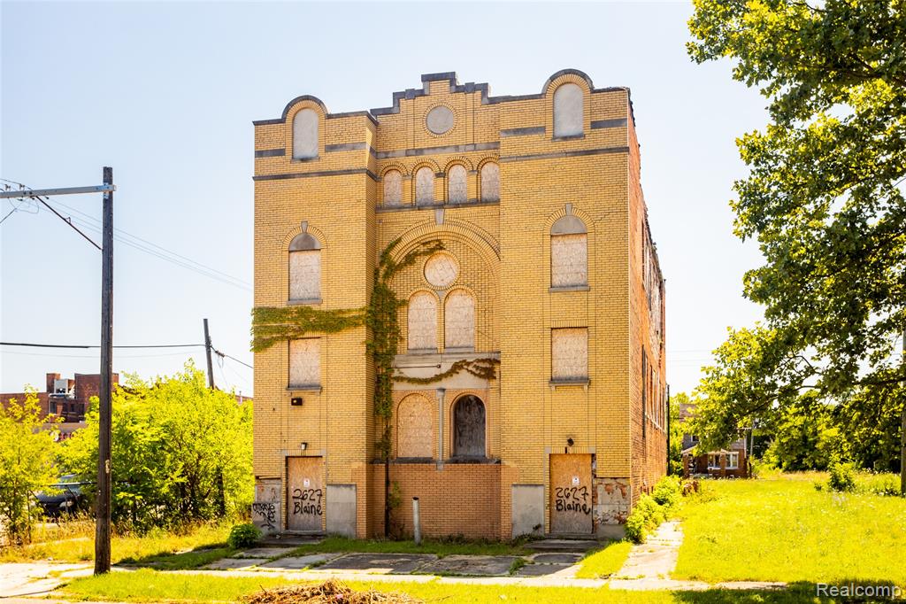 2627 BLAINE Street, Detroit, MI 48206 — Photo 5