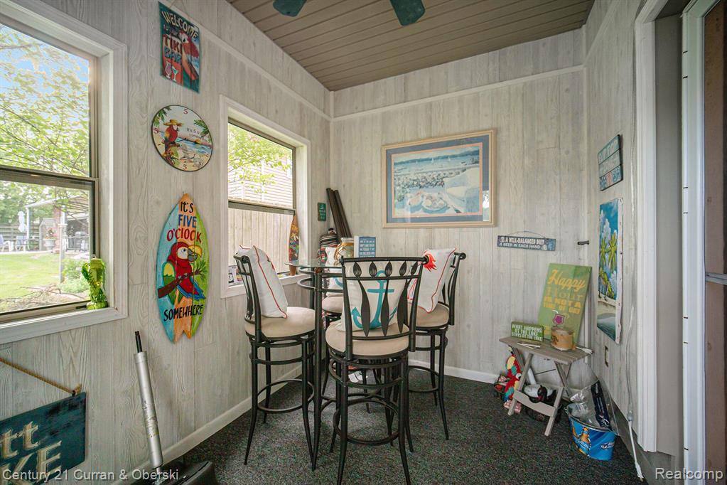 504 Olcott Lake Drive, Jackson, MI 49201 — Photo 11