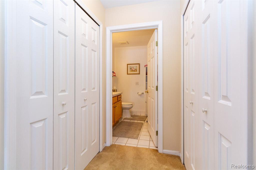 211 PIERCE LAKE Drive, Chelsea, MI 48118 — Photo 25