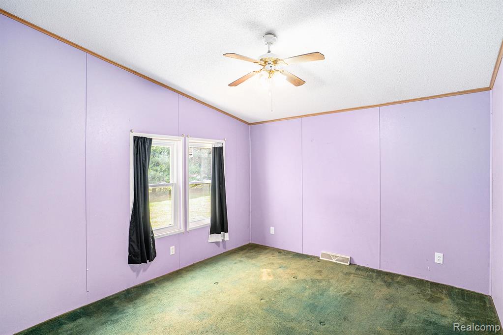 6701 Hazard Road, Fenton, MI 48430 — Photo 12
