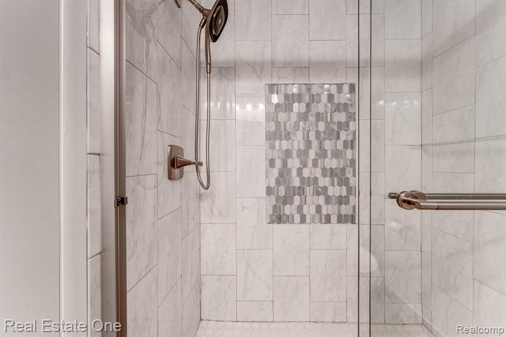 42500 LAKE SUCCESS Drive, Northville, MI 48167 — Photo 22