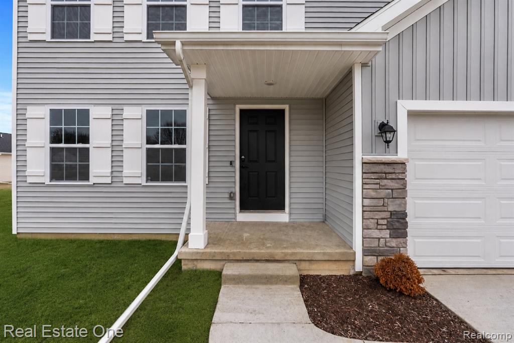 2273 Apple Tree Drive, Burton, MI 48519 — Photo 3