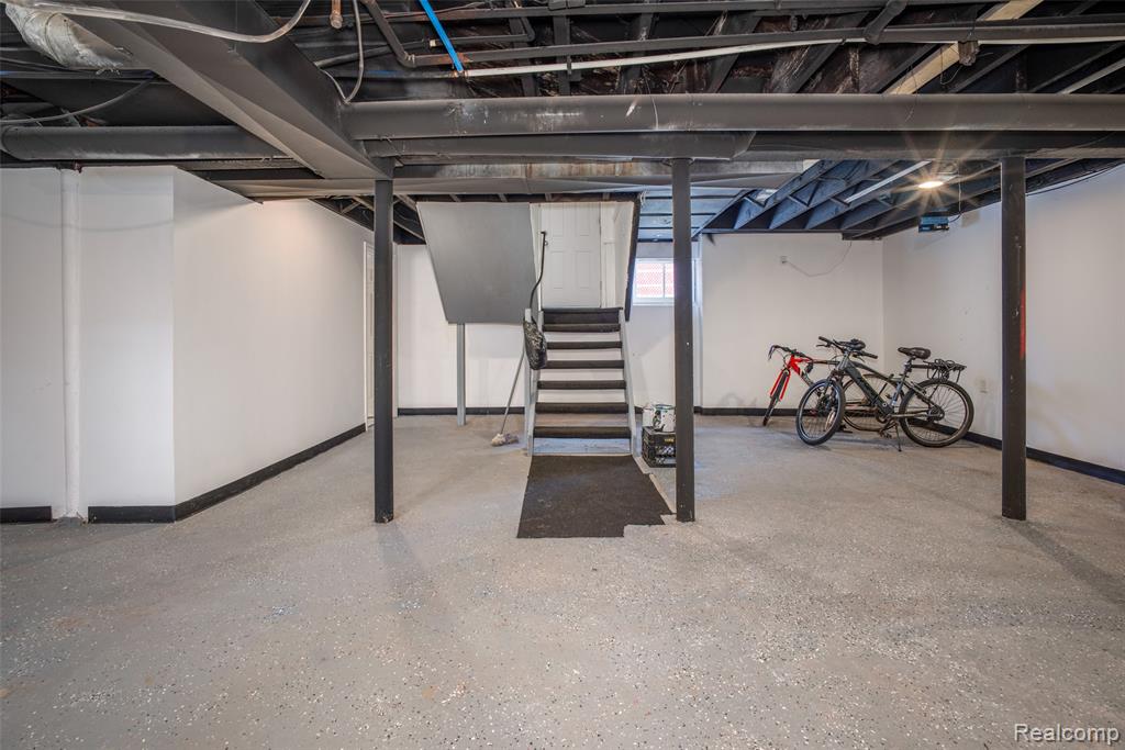 708 Webb Street, Detroit, MI 48202 — Photo 24