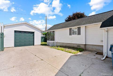 110 N 1ST Street, Holly, MI 48442 — Photo 45