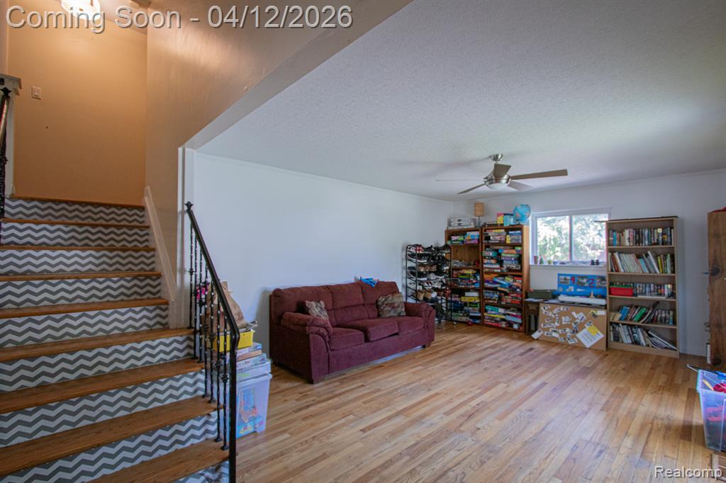 35501 Griswald Street, Clinton Twp, MI 48035 — Photo 7