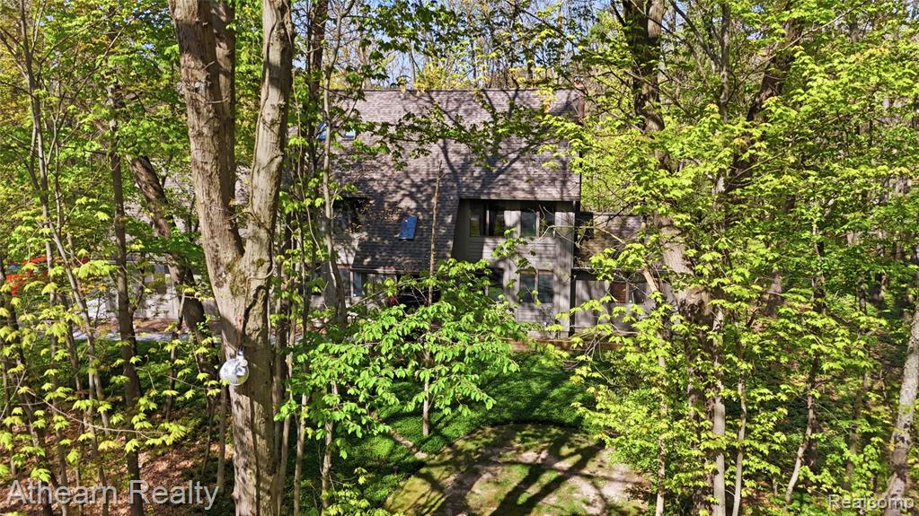 5126 Braddock Court, Brighton, MI 48114 — Photo 27