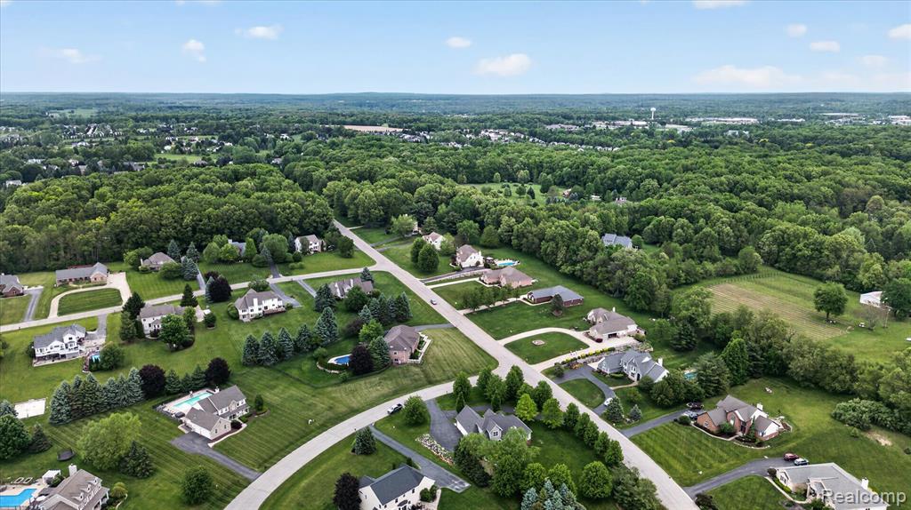 8746 N Hills Court, Howell, MI 48843 — Photo 59